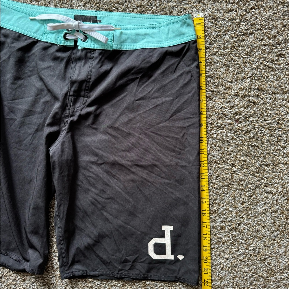 Diamond Supply co black & Tiffany d. Logo board shorts size 34 w cargo pocket - Picture 8 of 8